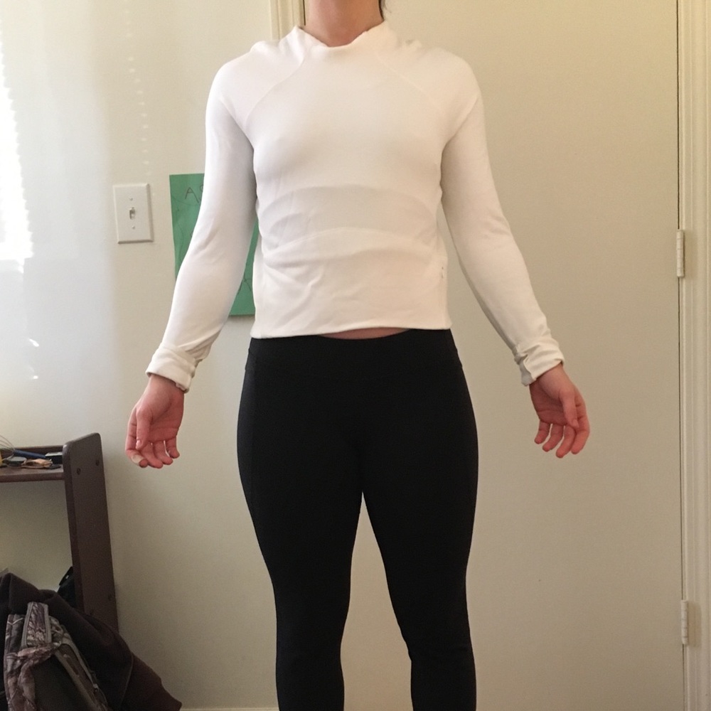 Lululemon white hill and valley mock neck